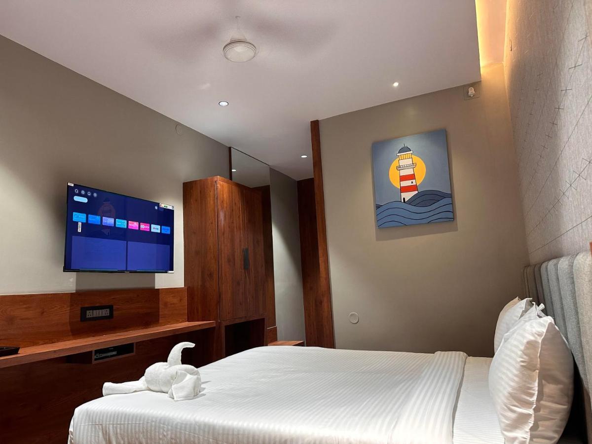 V Hotel Brahmapur Exterior photo